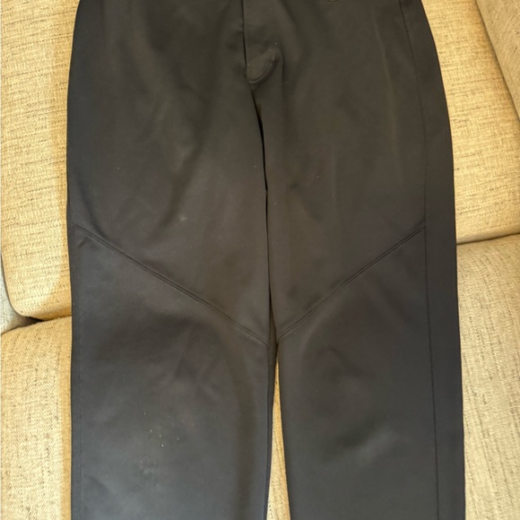 Under Armour Black Athletic Pants - Picture 2 of 4